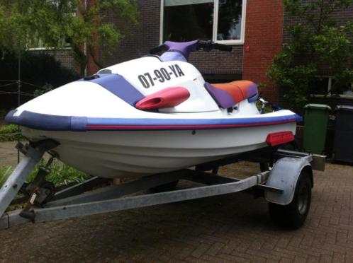 Yamaha Waverider 1100 cc met nette trailer