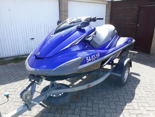 Yamaha waverunner FZR