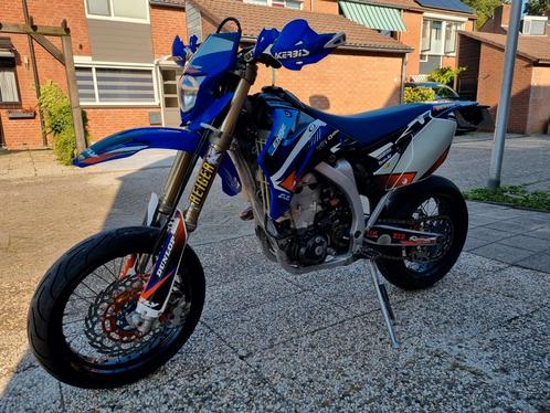 Yamaha WR450F supermoto