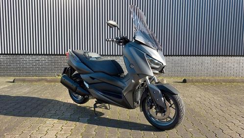 YAMAHA X MAX 300  ABS  ( BOUWJAAR  2021 )