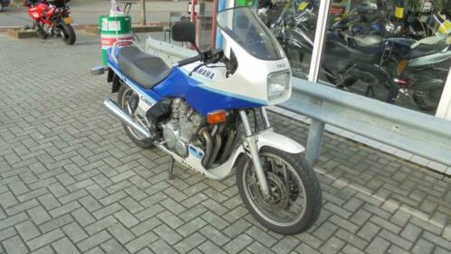 Yamaha XJ 900