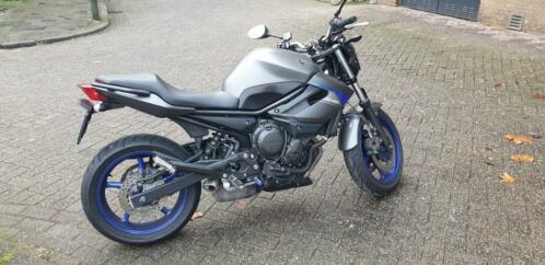 Yamaha xj600 naked bj2013 mat grijs