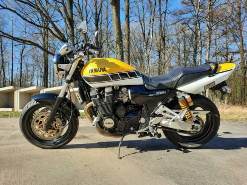 Yamaha XJR1200 Kenny Roberts