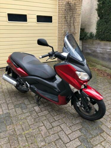 Yamaha Xmax 125 cc