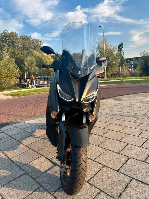 Yamaha Xmax 300