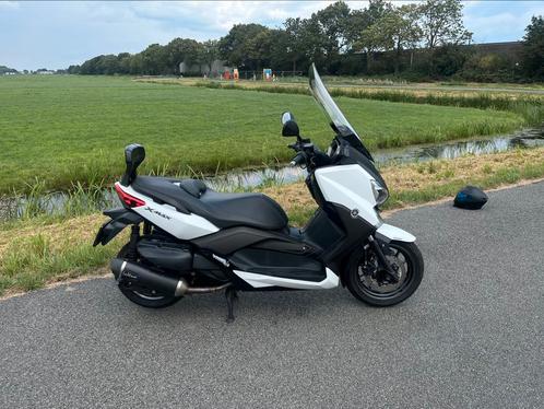 Yamaha xmax 400