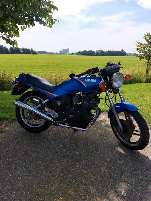 Yamaha xs 400