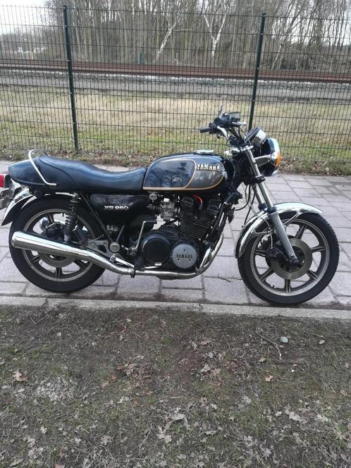 Yamaha xs 850 1982.