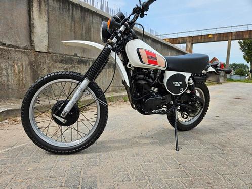 YAMAHA XT500  XT 500 uit 1977.