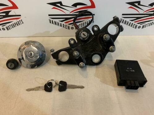 Yamaha YBR 125 2007 (Contactslot set)