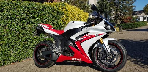 Yamaha YZF-R1 wit  rood bouwjaar 2007 , 26440 km