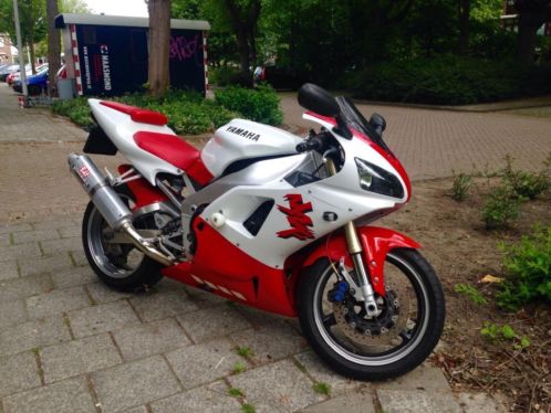 Yamaha YZF-R1 Yoshimura, hel remleidingen, nieuwe accu