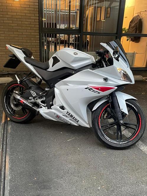 Yamaha YZF-R125 200cc