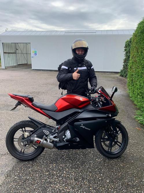 Yamaha YZF R125 2012