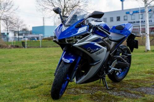 Yamaha YZF - R3 (2016)