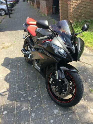 Yamaha YZF R6 600cc 35kw mt 07