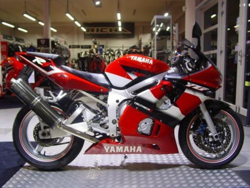 Yamaha YZF-R6 (bj 2001)