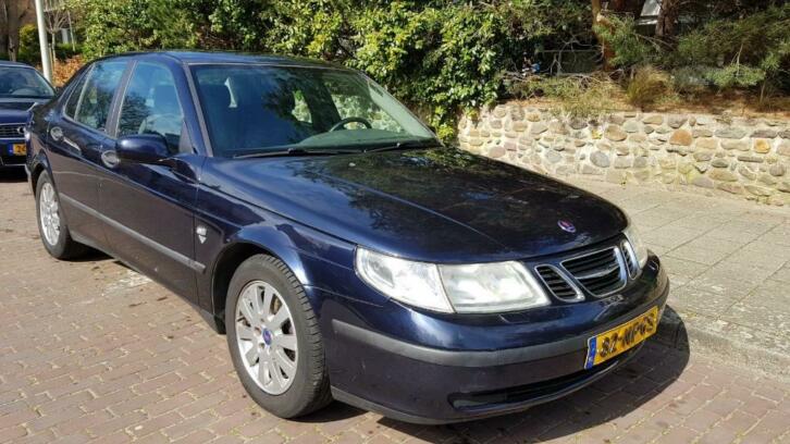 YOUNGTIMERSaab 9-5 2.0 T 2003 Blauw 