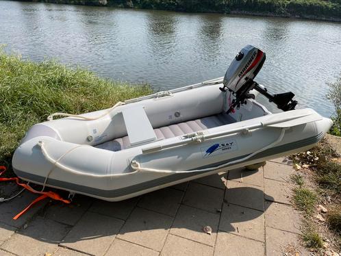 Z Ray 300 rubberboot opblaasboot en 2,5 PK buitenboordmotor