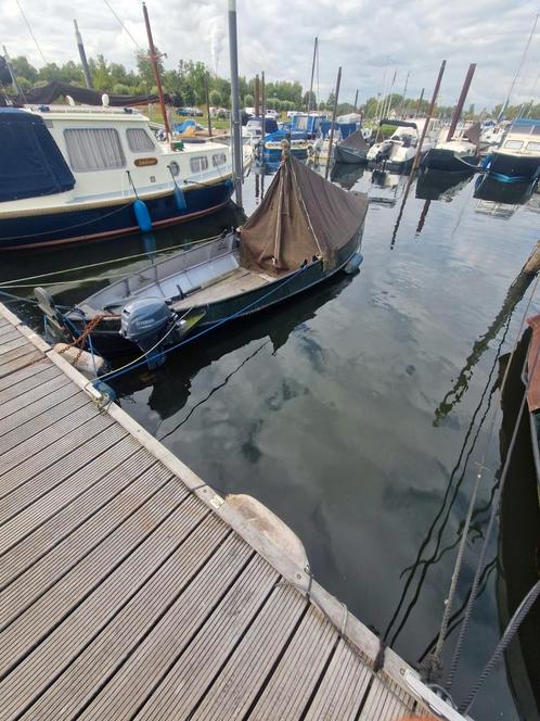 Zalmschouw meerkoet stalensloep stalenboot karperboot