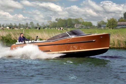 Zarro Maxx27 Tender sloep met 4 slaapplaatsen