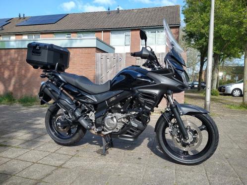 Zeer compleete Suzuki V-strom 650 van de eerste eigenaar