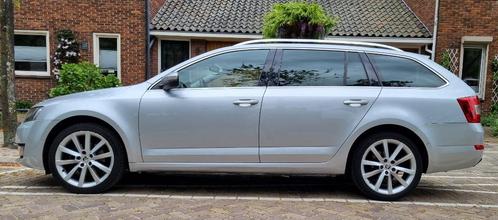 Zeer complete amp luxe Skoda Octavia 1.4 TSI  DSG pano