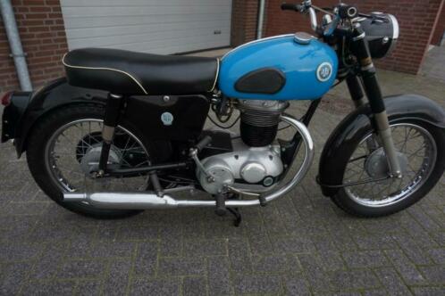 Zeer mooie  AJS Type 14 250cc 4takt BJ 1960 op NL kenteke