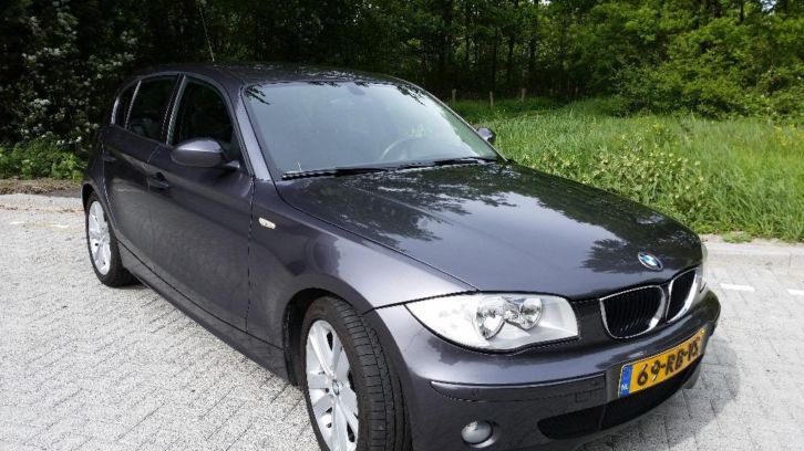 Zeer mooie BMW 118i 5Drs. BJ2005 Vol opties, NAP, NL auto