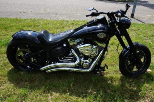 Zeer mooie Custom Made Harley Davidson FXCWC Rocker