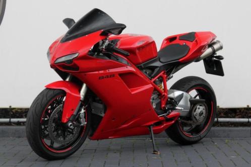 Zeer mooie Ducati 848 Spark uitlaat, carbon