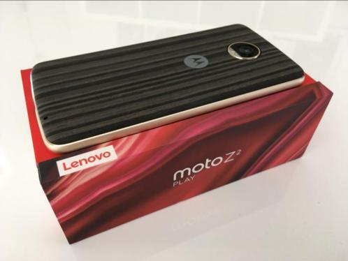 Zeer mooie Moto Z2 Play Gold 64GB OREO 8 als nieuw