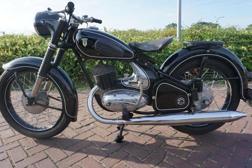 Zeer mooie  Originele nederlandse DKW 200 cc Bj 1955