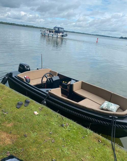 Zeer mooie sloep met 30 pk suzuki 4takt