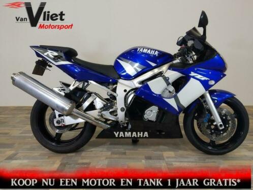 Zeer mooie Yamaha YZF R6 model 2002 goed onderhouden.