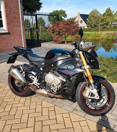 Zeer nette en complete BMW S1000R