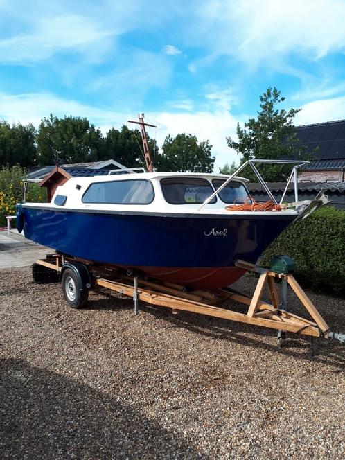 Zeer nette en complete killkruiser 530 met trailer.