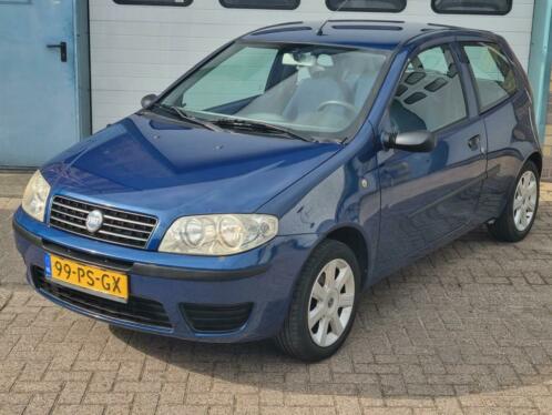 Zeer nette Fiat Punto 1.2 3DR 2004 Airco