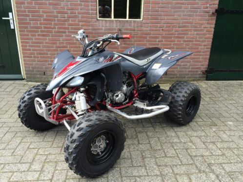 Zeer nette gebruikte Yamaha YFZ450 van bouwjaar 2008