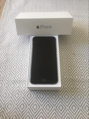 Zeer nette iPhone 6 64gb met 3 maanden garantie