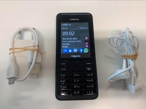Zeer nette krasloze Nokia 301 compleet met alles erbij