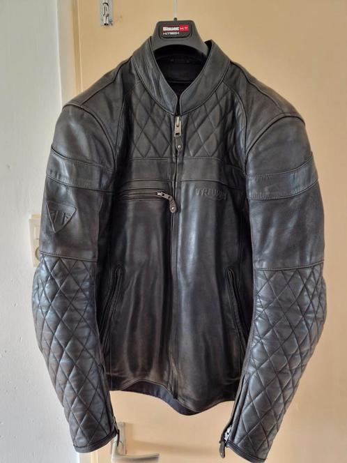 Zeer nette leren Triumph motorjas maat M