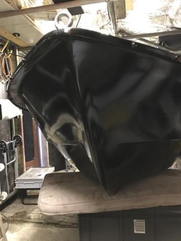 Zeer nette roeiboot met onderstel 299,-