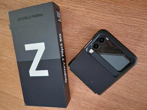 Zeer nette Samsung Galaxy Z Flip 3 5G Inc cover ampdoos