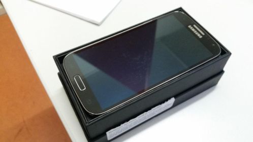 Zeer nette Samsung S4 BLACK EDITION