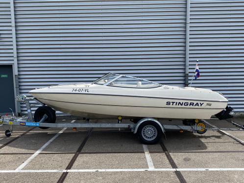 Zeer Nette STINGRAY 180RS MERCRUISER 135PK Zie Fotos