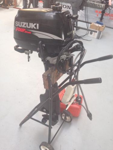 Zeer nette Suzuki 6 Pk 4 takt, langstaart afstandsbediening 