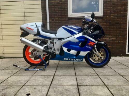 Zeer nette Suzuki GSX-R 750 SRAD 1999, 26,000km