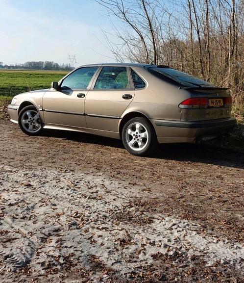 Zeer nette, uitstekend rijdende saab 9-3 2.0 T 2002 Grijs