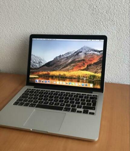 Zeer snelle MacBook Pro 15034  Mid 2011  250GB SSD  Core i7